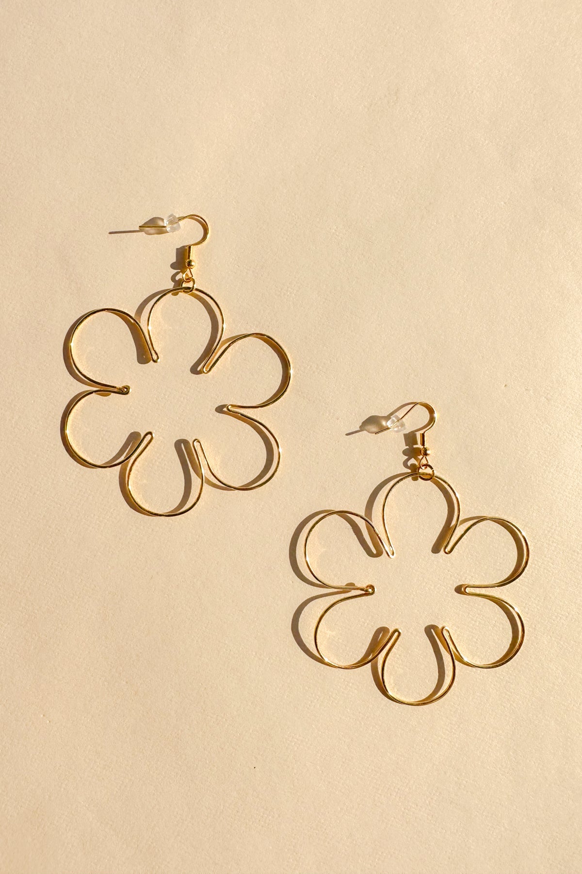 Gold Daisy Earrings