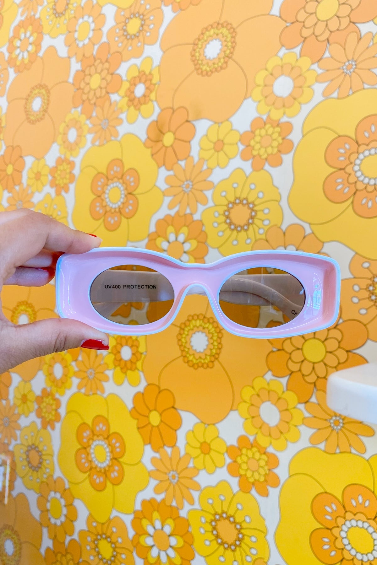 Fonda Sunglasses in Pink