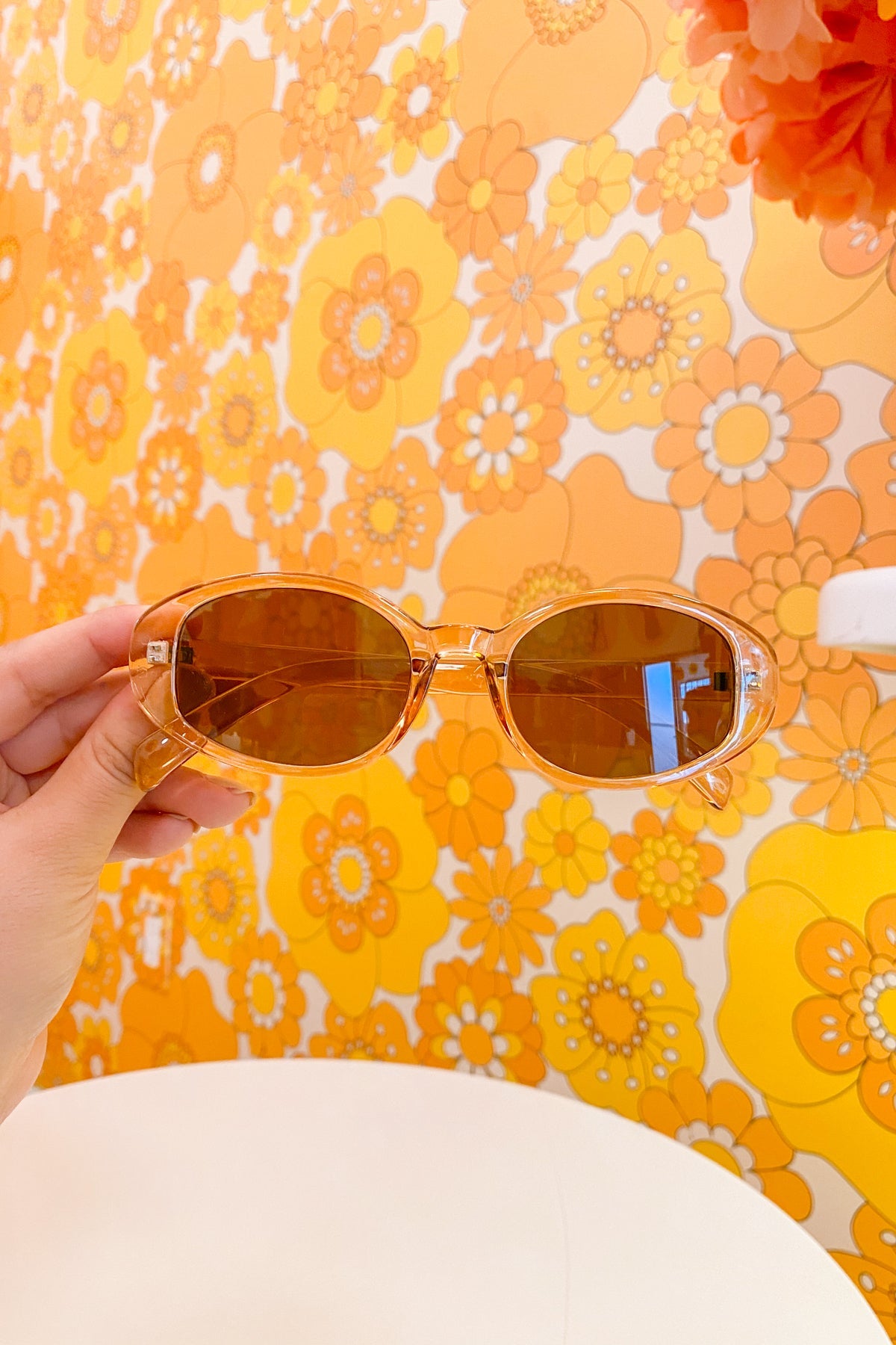 Naomi Sunglasses in Clear